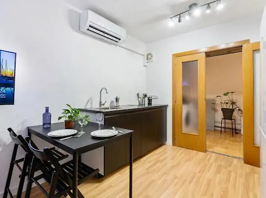 Apartments Near The Airport Cornella de Llobregat